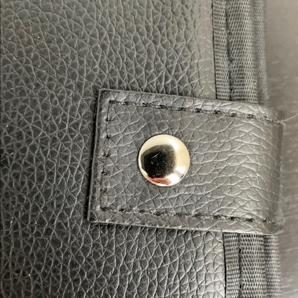 Crown Pro makeup brush set - Picture 4 of 5